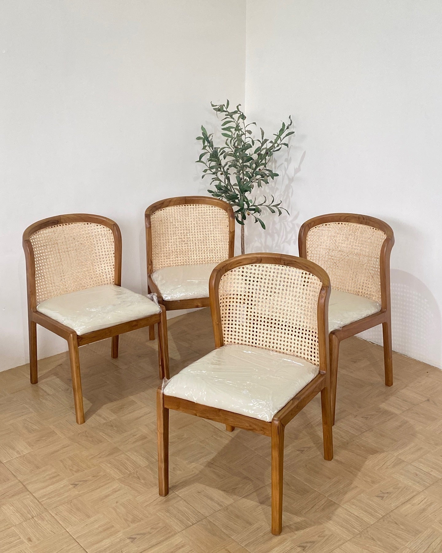 Dining Chair | Handcrafted Wooden Chair for Home & Dining Room