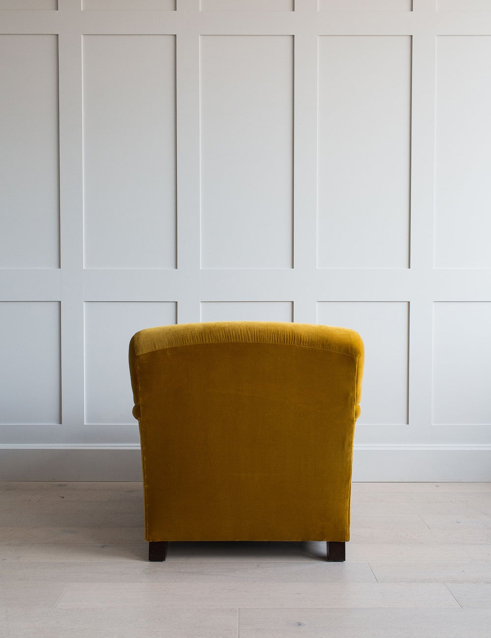 Designer Modern Chair with Minimal Wooden Detailing