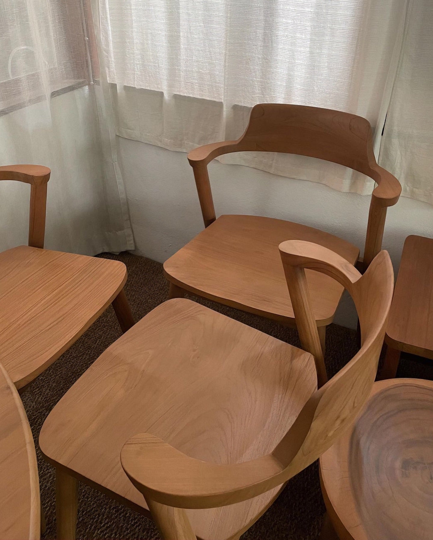 Elegant Wooden Dining Table for Modern Interiors