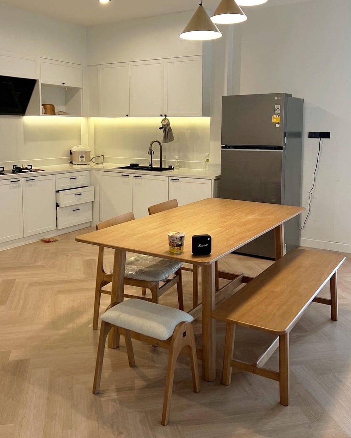 Natural Finish Dining Table Set with Stylish Curved-Back Chairs