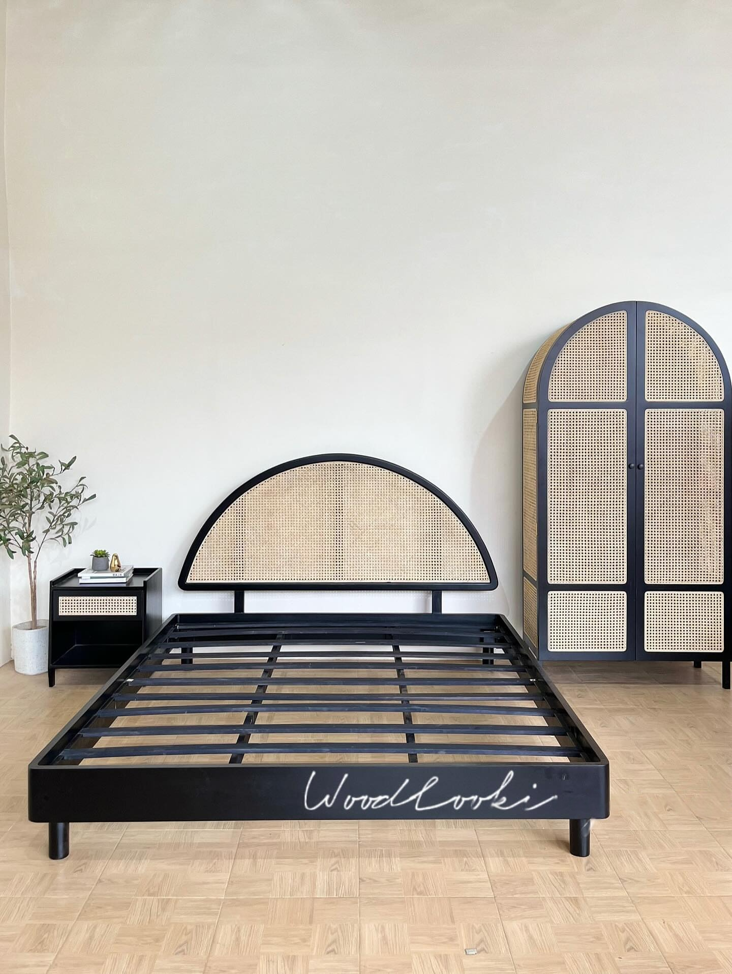 Handcrafted Wooden Rattan Bed – Natural Elegance for Your Bedroom