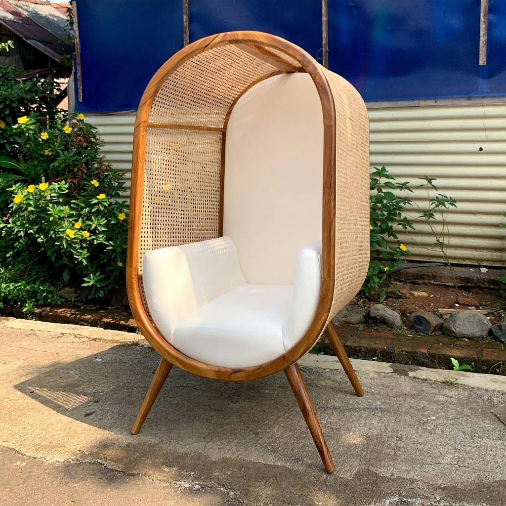 Handcrafted Minimalist Wooden Chair with Durable Frame