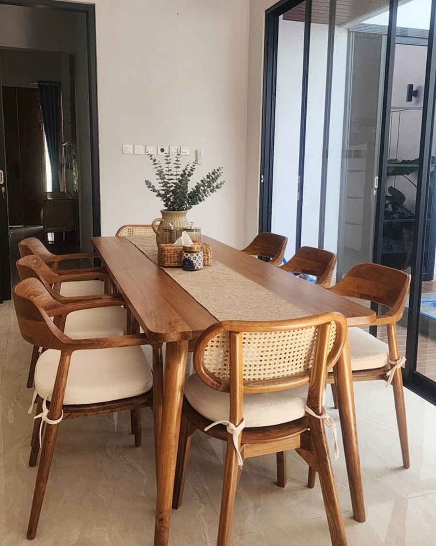 Solid & Durable Dining Table with Seating