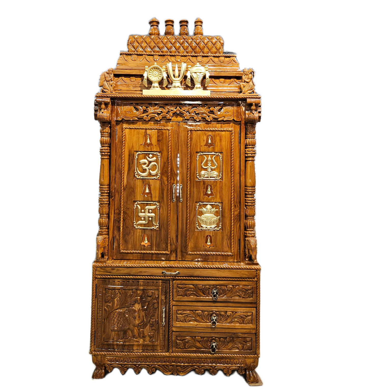 Luxury Wooden Temple with Spacious Prayer Area