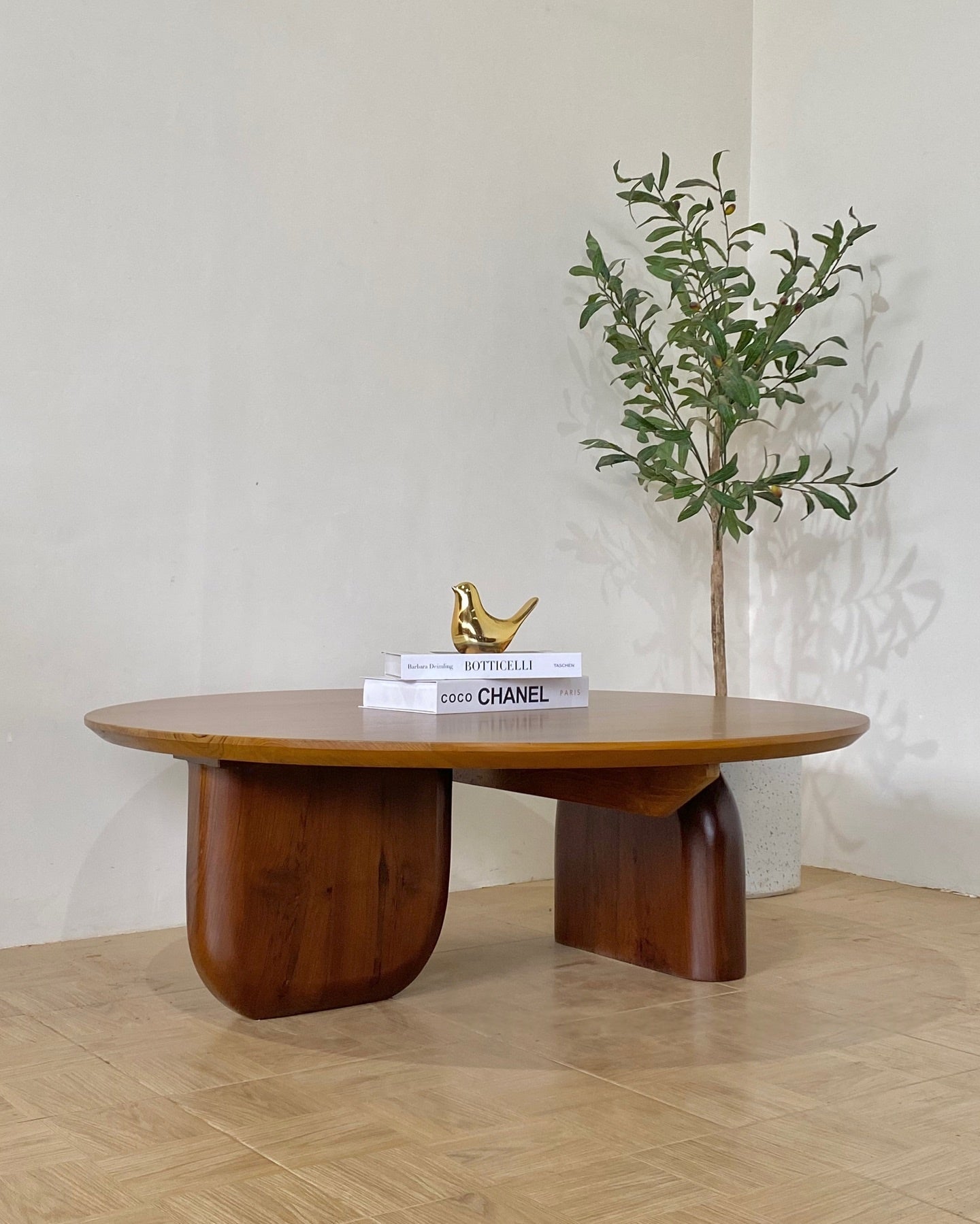 Modern Luxury Coffee Table for Stylish Living Rooms