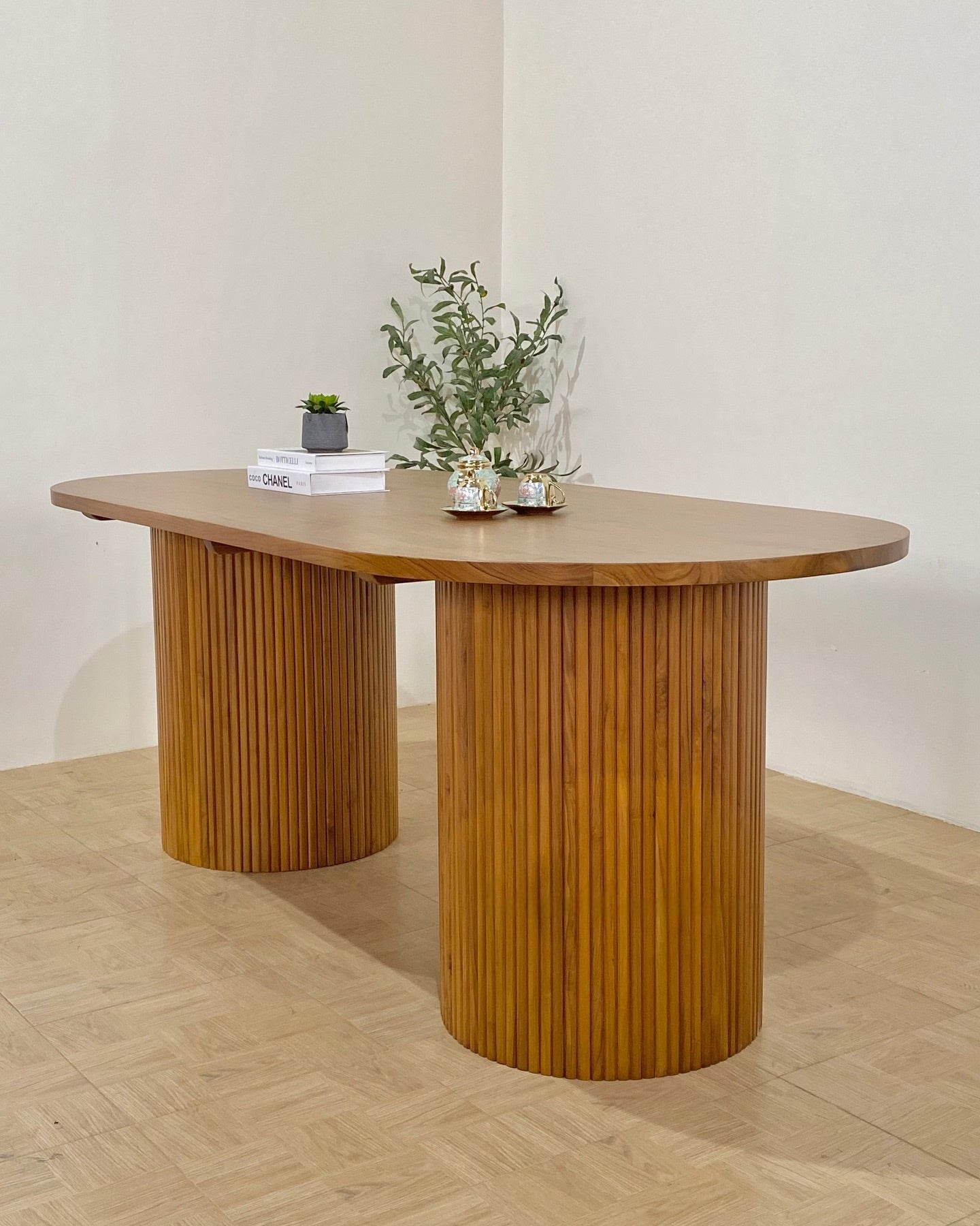 Modern Dining Set for Stylish Interiors