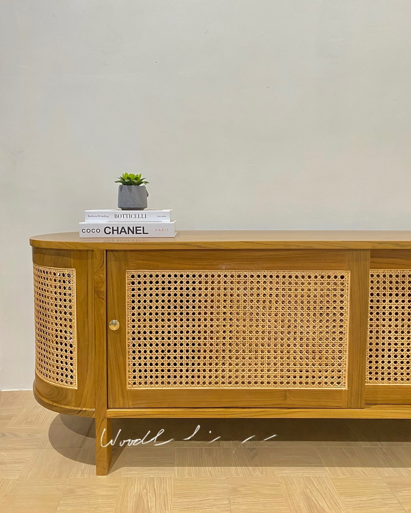 Solid Wood TV Unit with Storage for Living Room