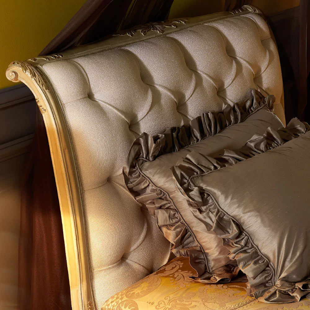 Small Royal-Inspired Wooden Bed