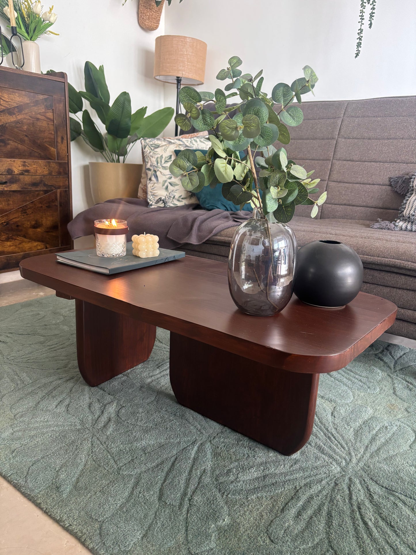 Modern Luxury Coffee Table for Stylish Living Rooms
