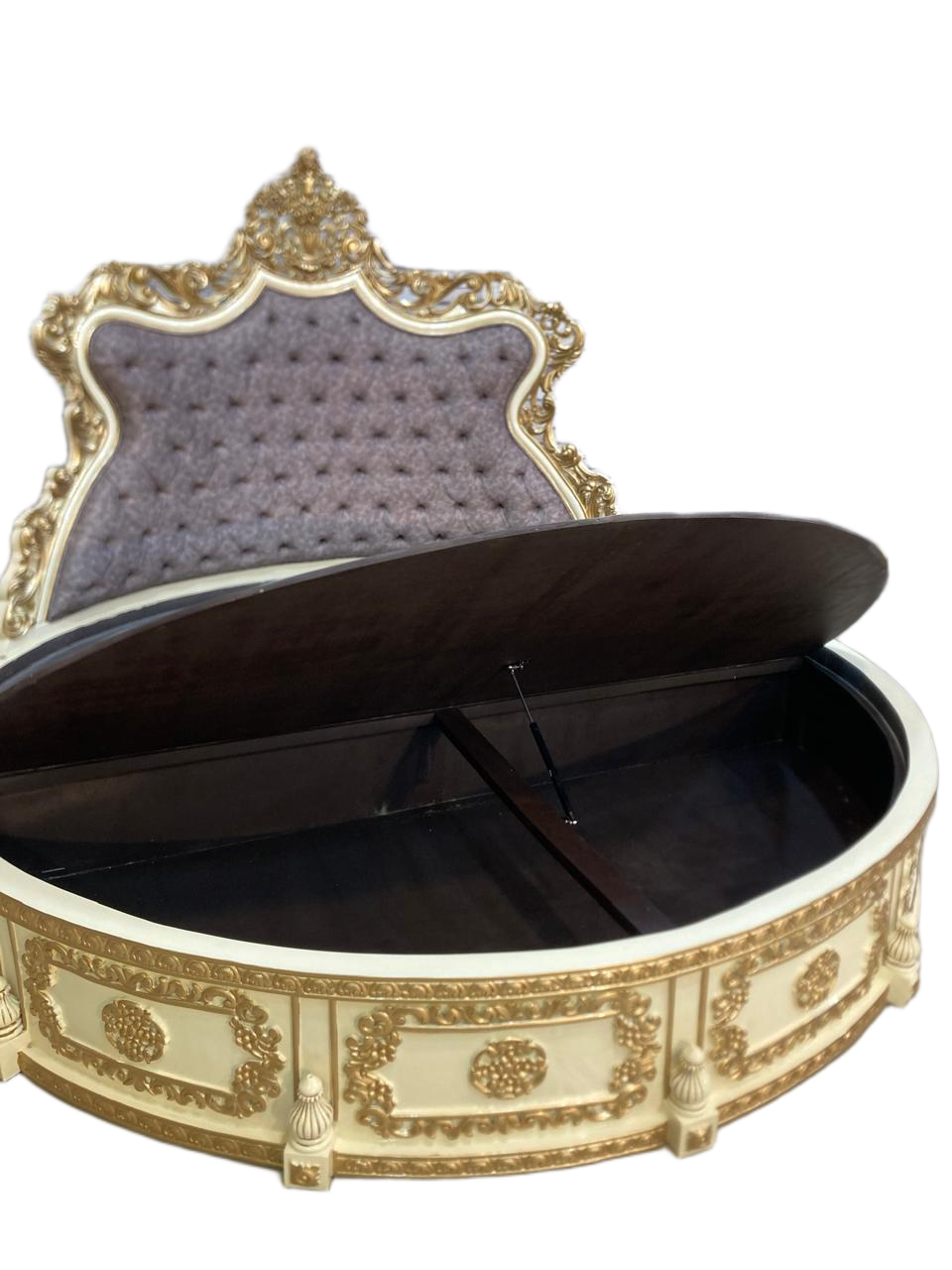 Classic Antique-Style Carved Bed in Solid Wood