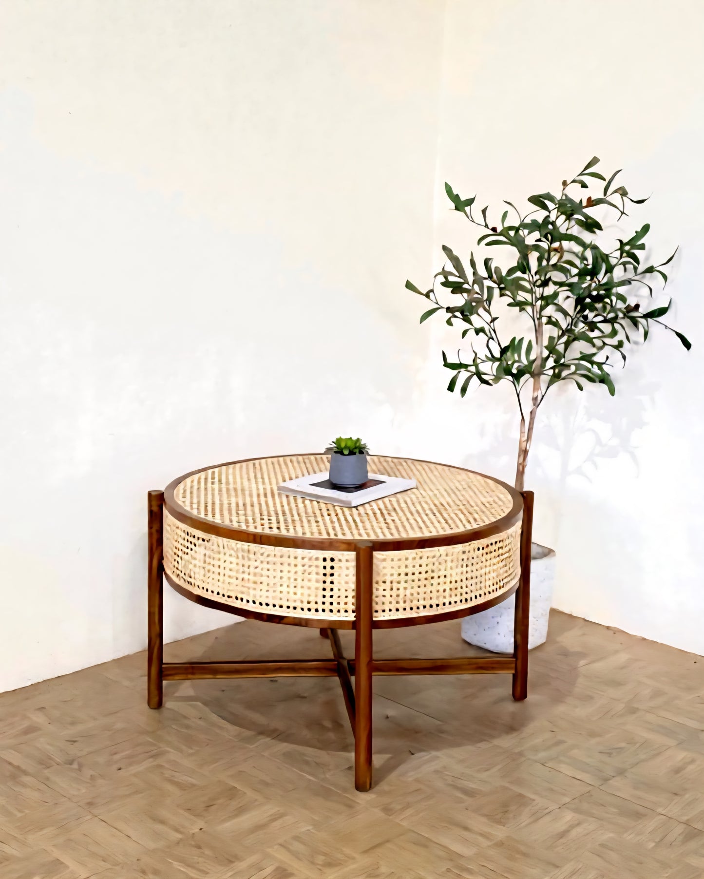 Luxury Center Coffee Table for Modern Interiors