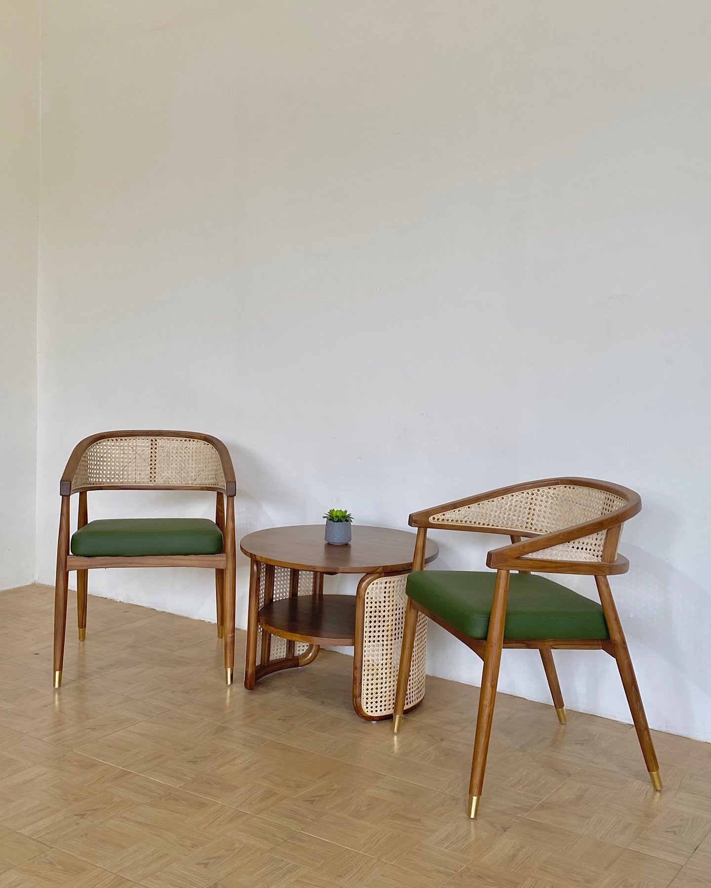 Designer Minimalist Chair for Modern Interiors