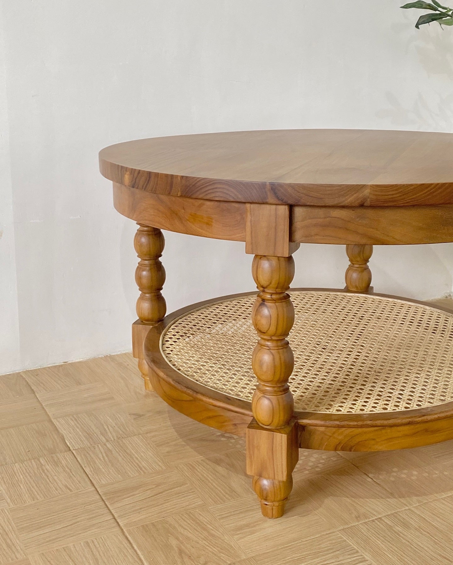 Modern Wooden Coffee Table for Premium Home Décor