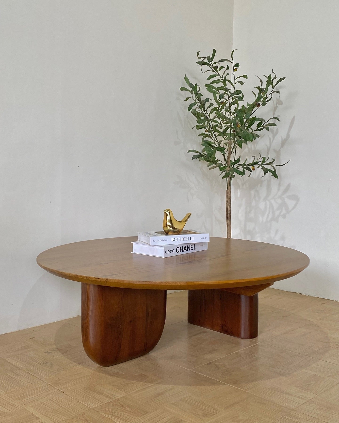 Modern Luxury Coffee Table for Stylish Living Rooms