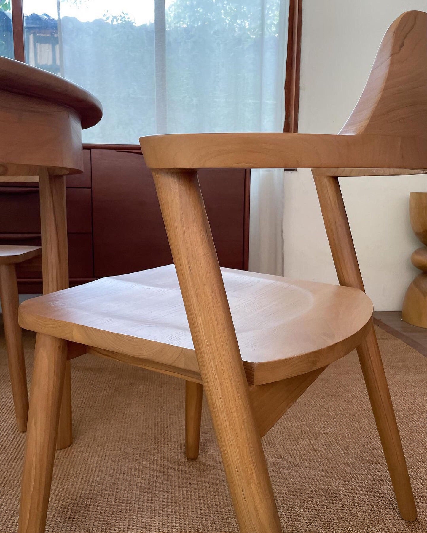 Elegant Wooden Dining Table for Modern Interiors