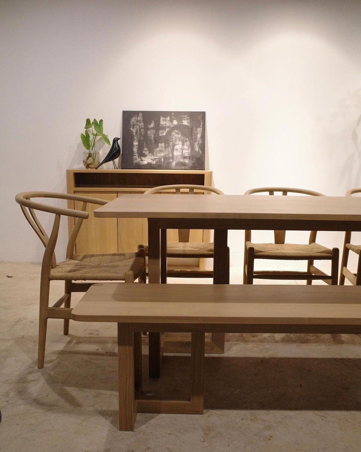 Sleek & Stylish 7-Seater Dining Table Set – Perfect for Urban Homes