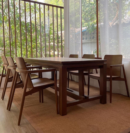 Designer Modern Dining Set with Wooden Base