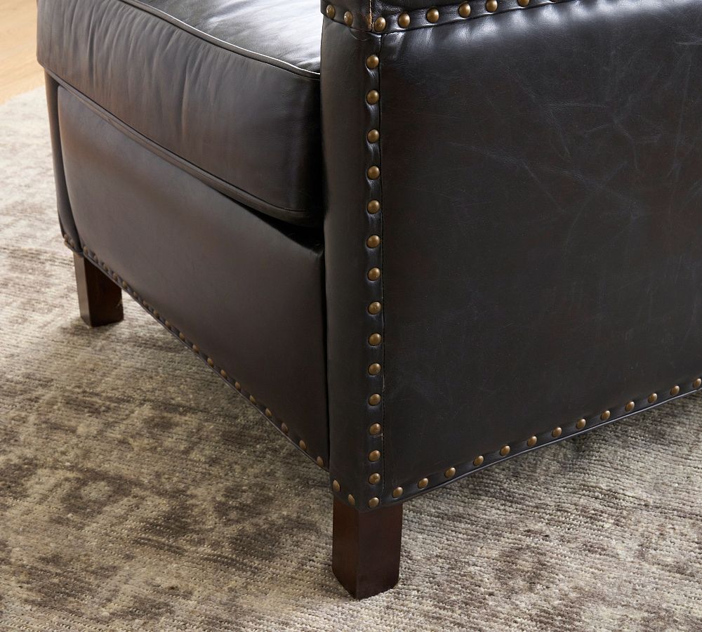 Minimal Chair with Modern Classic Style