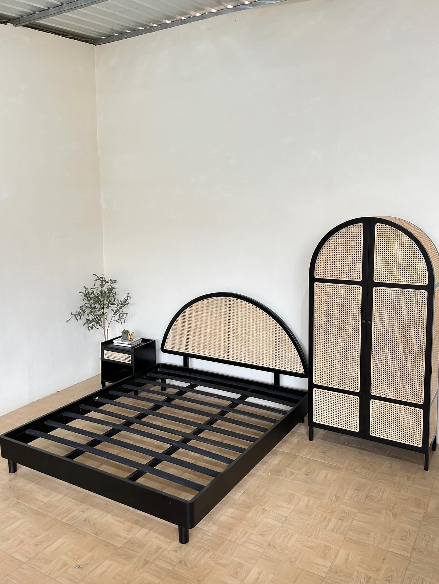 Handcrafted Wooden Rattan Bed – Natural Elegance for Your Bedroom